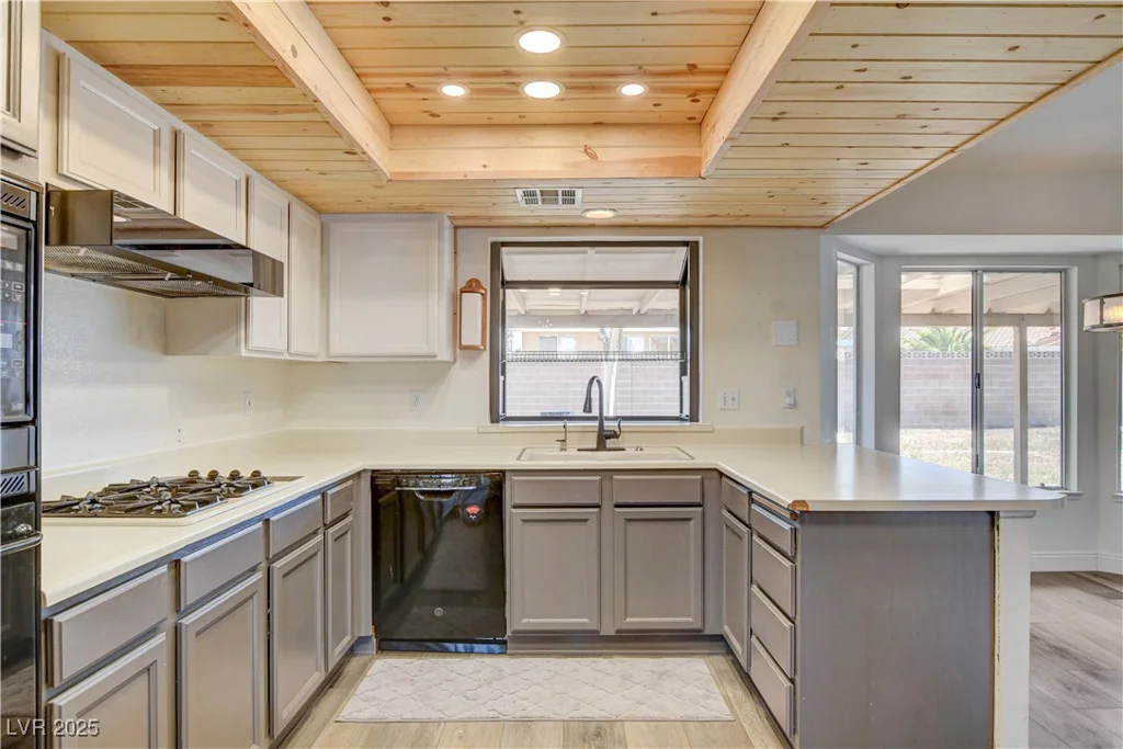 7417 Radville, Las Vegas, NV 89129