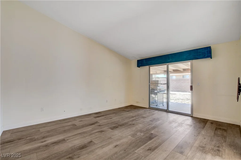 7417 Radville, Las Vegas, NV 89129