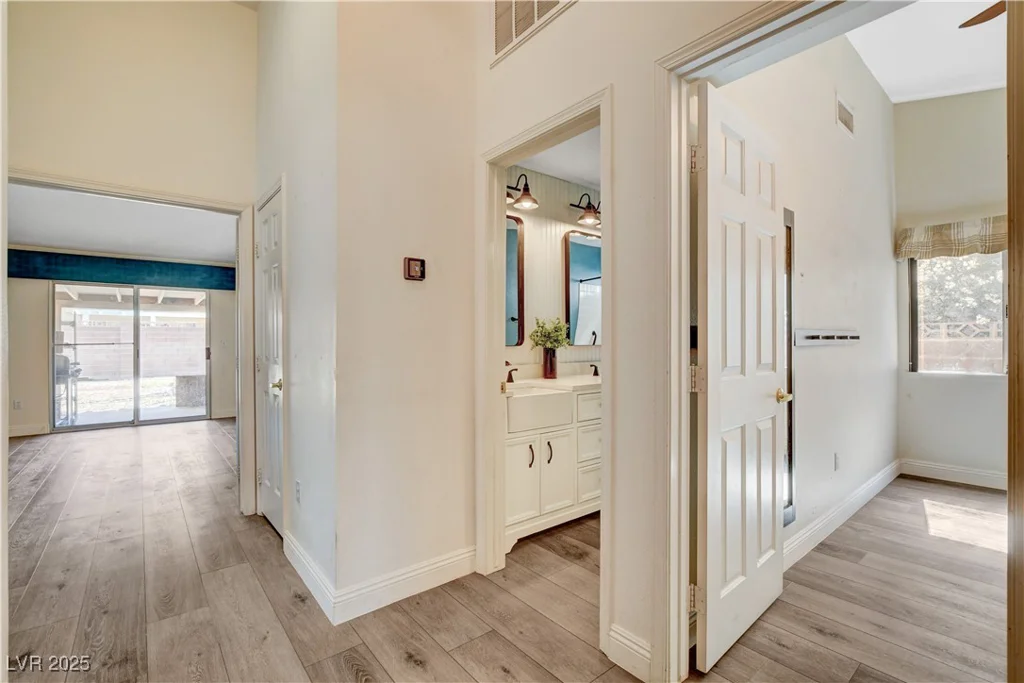 7417 Radville, Las Vegas, NV 89129