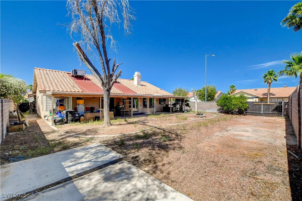 7417 Radville, Las Vegas, NV 89129