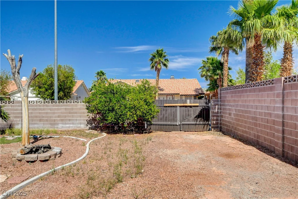7417 Radville, Las Vegas, NV 89129