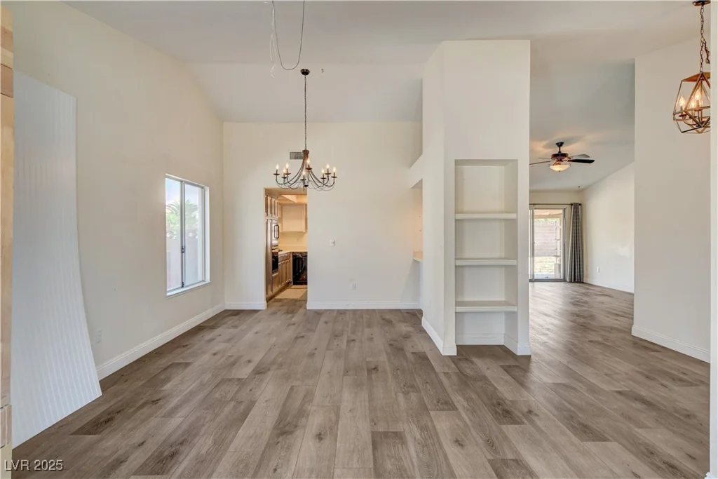 7417 Radville, Las Vegas, NV 89129