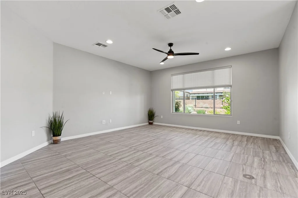10416 Skye Arroyo, Las Vegas, NV 89166