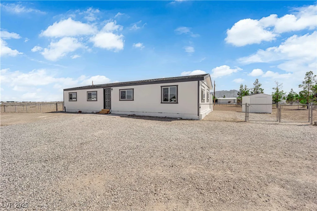 3301 Maple, Pahrump, NV 89048