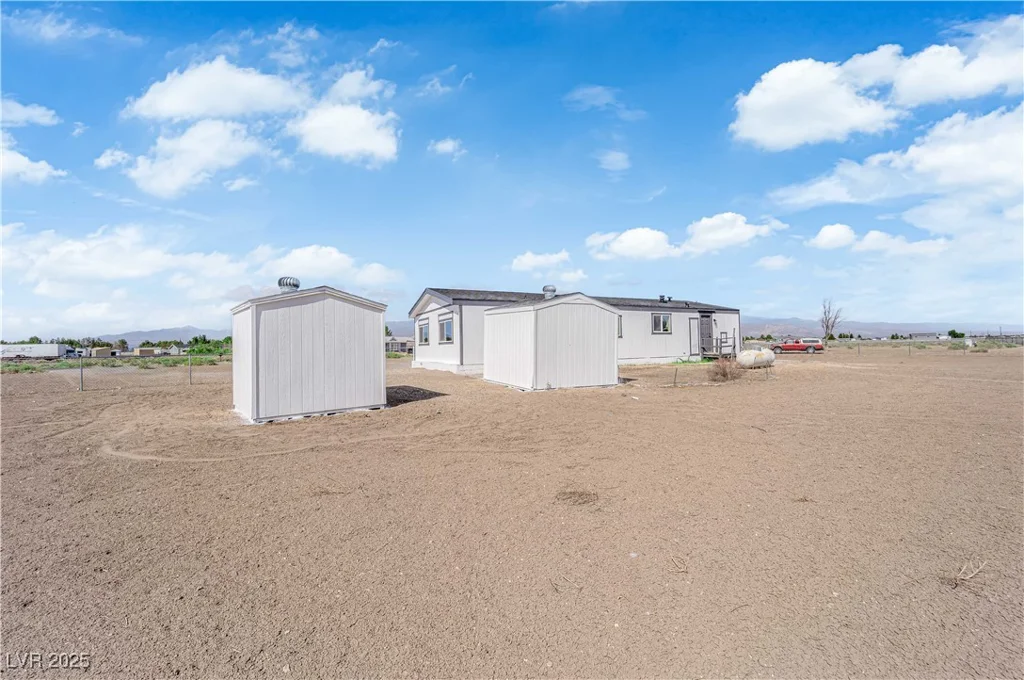 3301 Maple, Pahrump, NV 89048