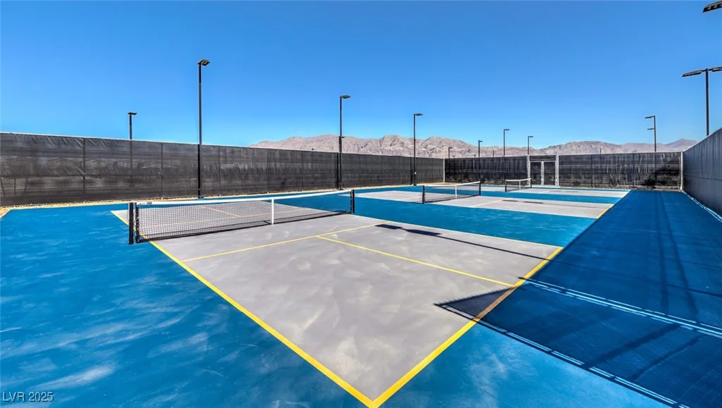 7375 Hayes Harbor, North Las Vegas, NV 89084