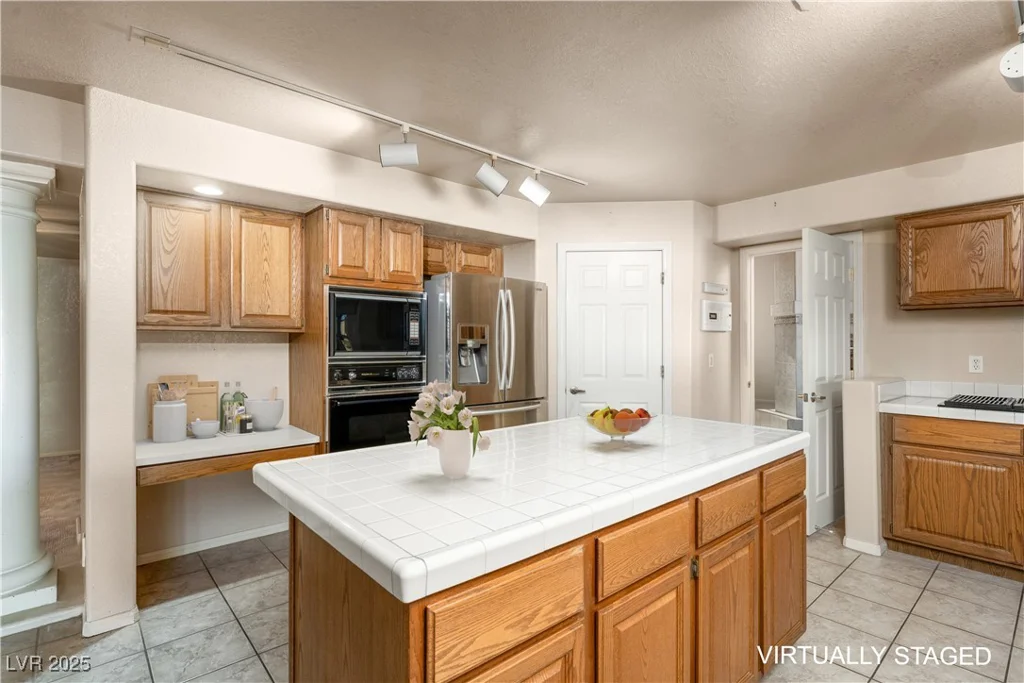 2104 Inverness, Henderson, NV 89074
