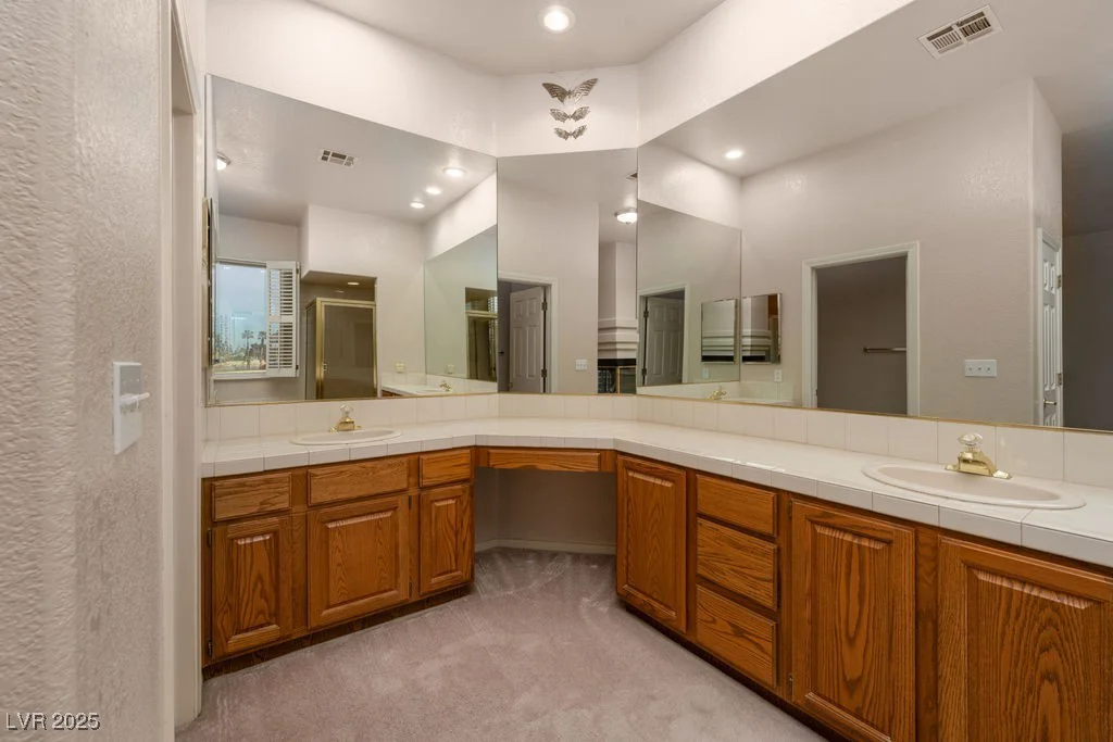 2104 Inverness, Henderson, NV 89074