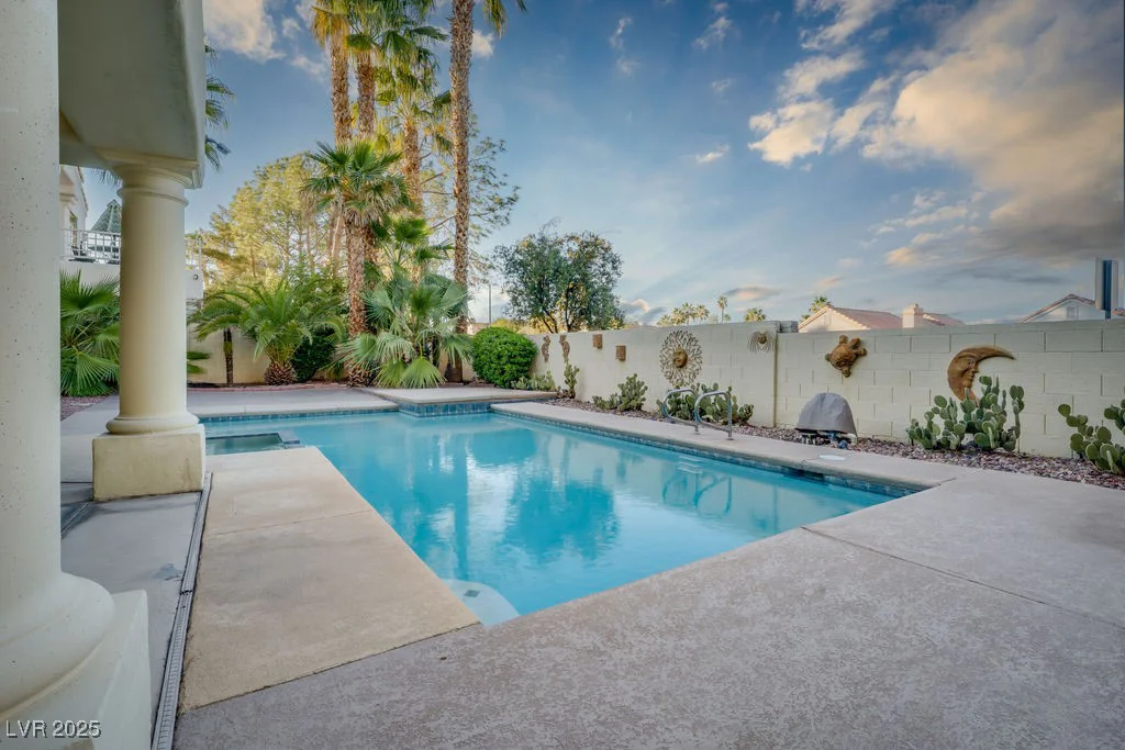 2104 Inverness, Henderson, NV 89074