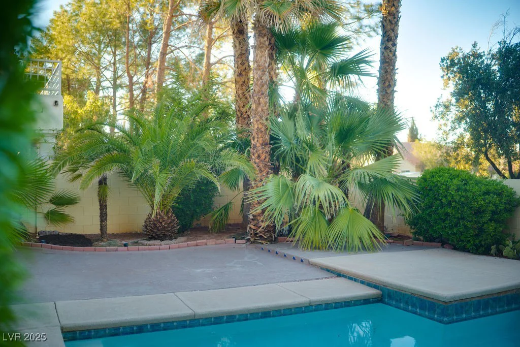 2104 Inverness, Henderson, NV 89074