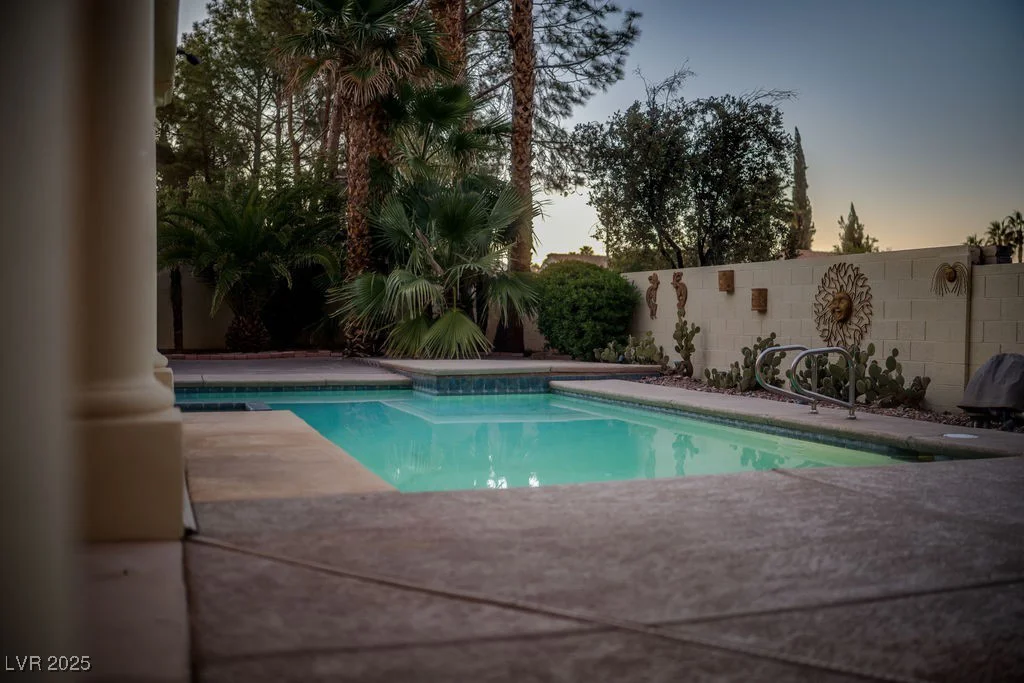 2104 Inverness, Henderson, NV 89074