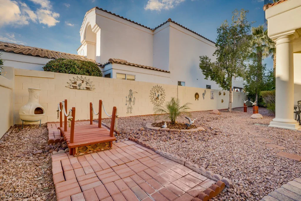 2104 Inverness, Henderson, NV 89074