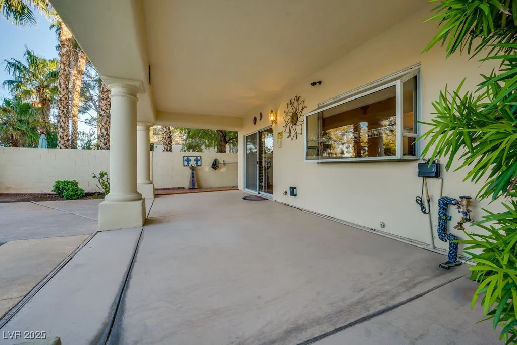 2104 Inverness, Henderson, NV 89074