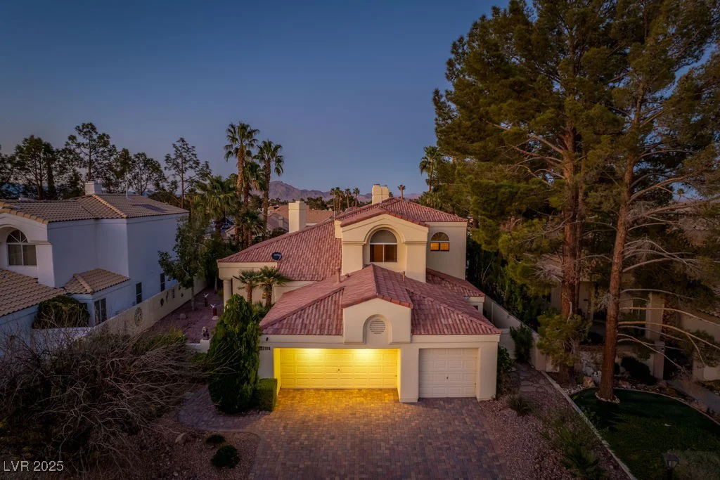 2104 Inverness, Henderson, NV 89074