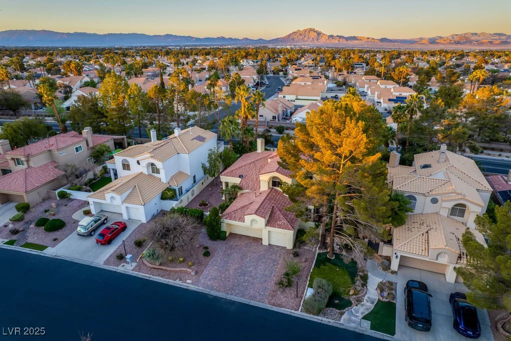 2104 Inverness, Henderson, NV 89074