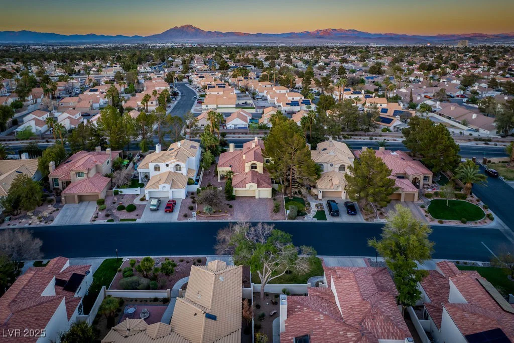 2104 Inverness, Henderson, NV 89074