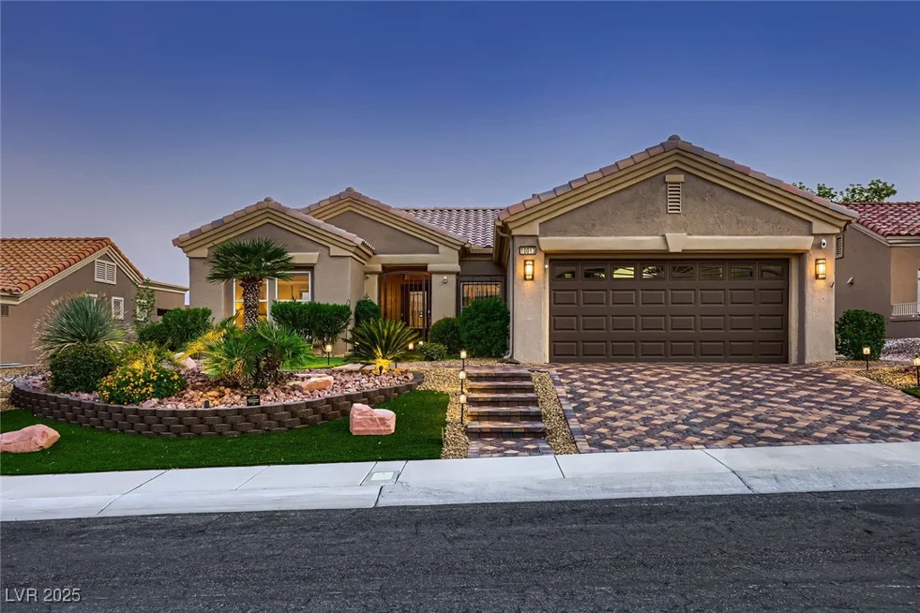10013 Hunter Springs, Las Vegas, NV 89134