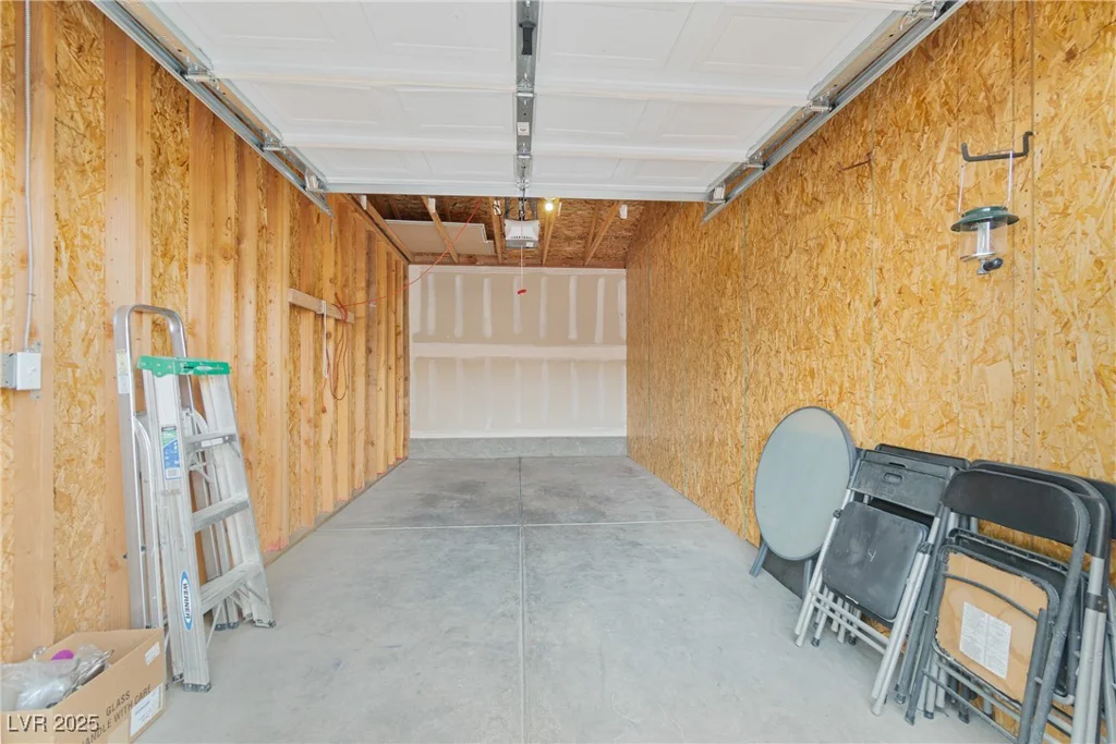 8985 Durango, Las Vegas, NV 89113