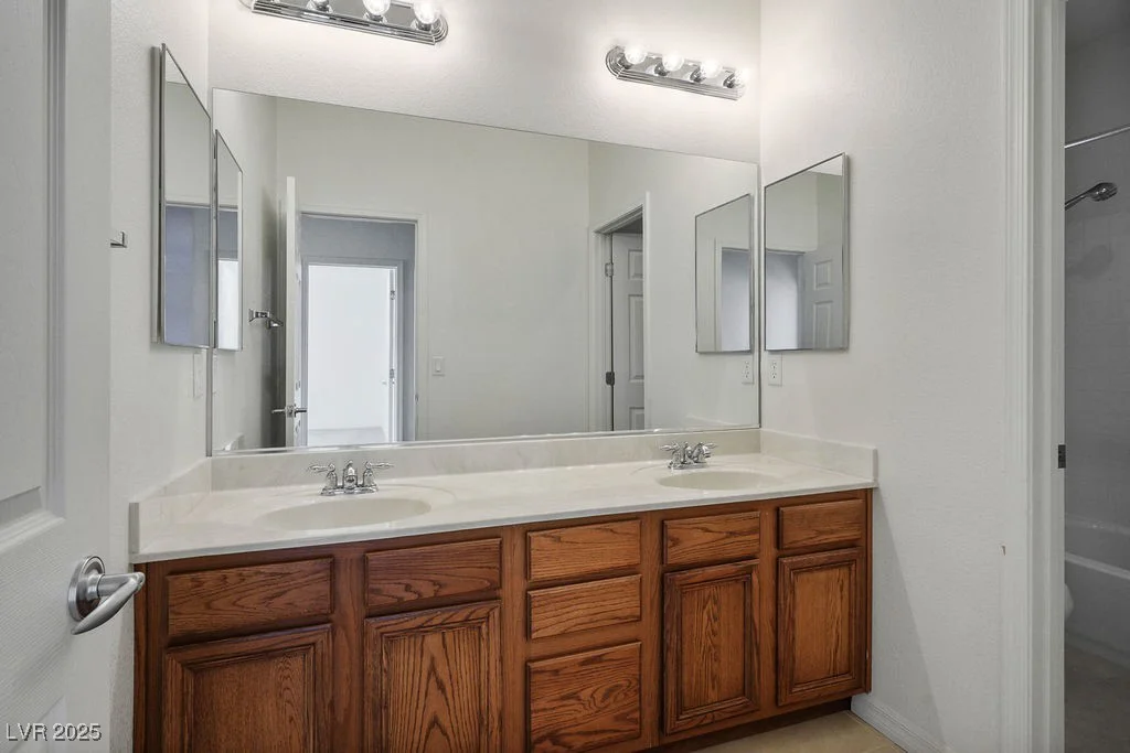 11569 Velicata, Las Vegas, NV 89138