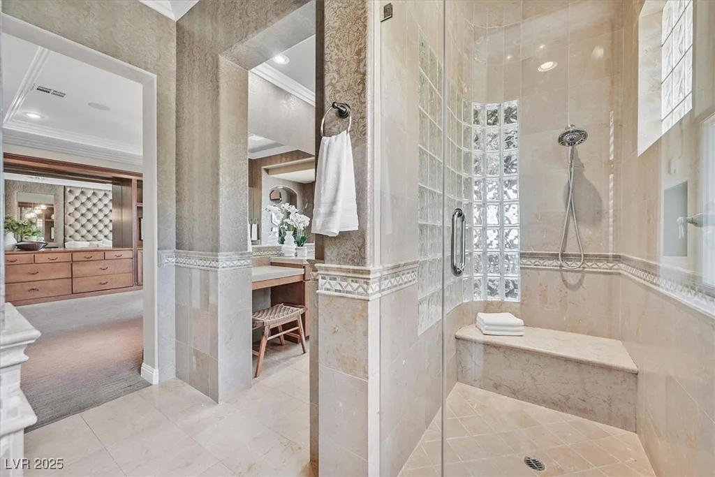 3000 Hammerwood, Las Vegas, NV 89135