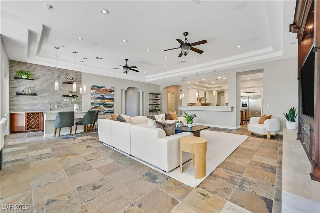 3000 Hammerwood, Las Vegas, NV 89135