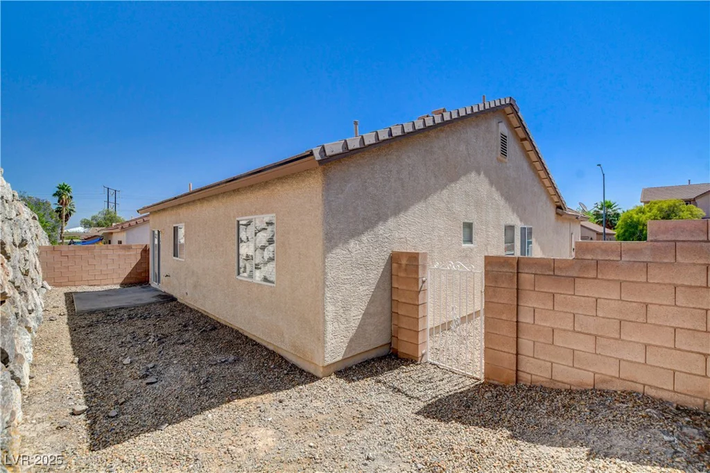 177 Shaded Peak, Henderson, NV 89012