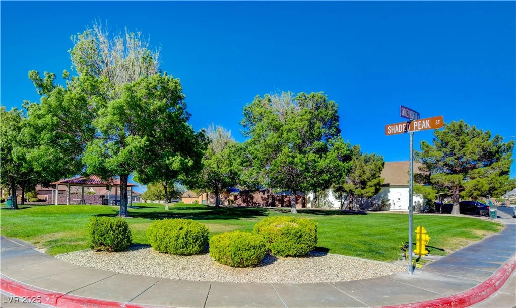 177 Shaded Peak, Henderson, NV 89012