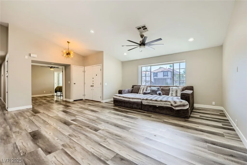 335 Simon Bolivar, Henderson, NV 89014