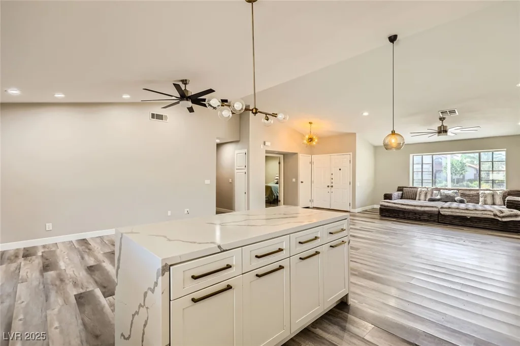 335 Simon Bolivar, Henderson, NV 89014