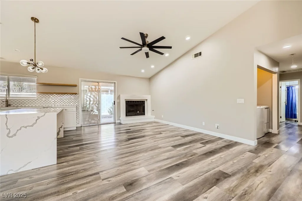 335 Simon Bolivar, Henderson, NV 89014