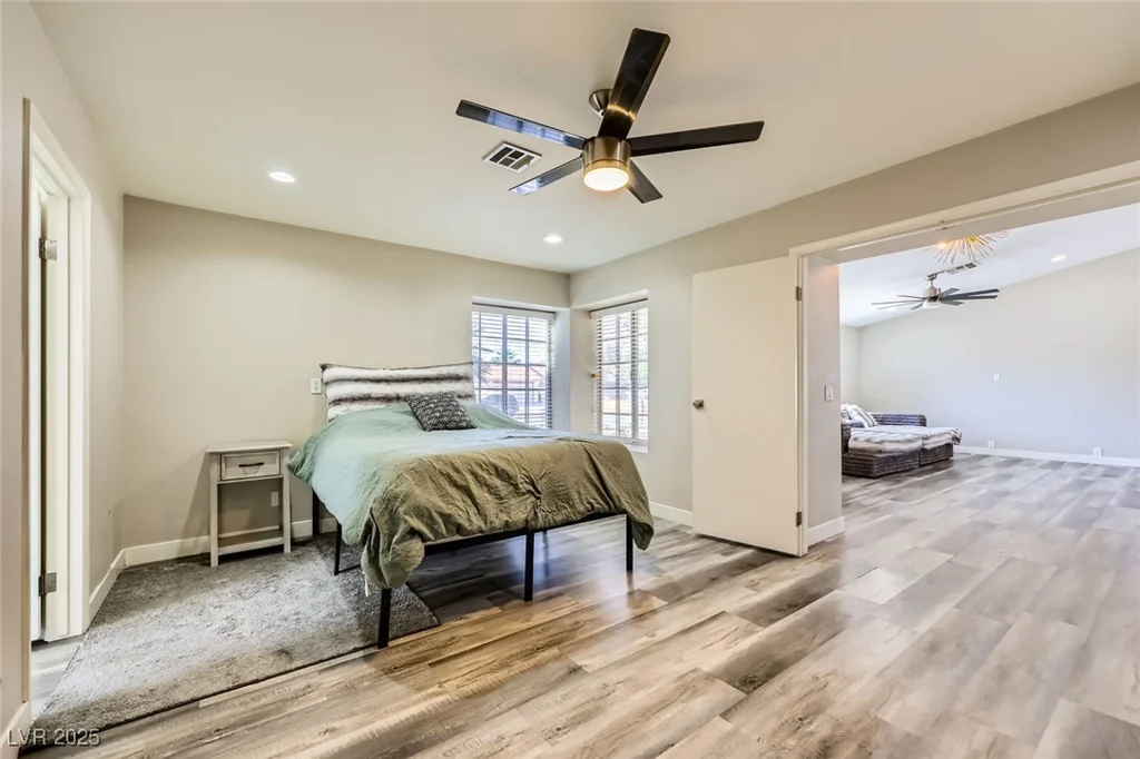 335 Simon Bolivar, Henderson, NV 89014