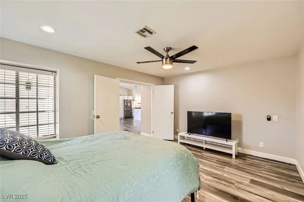 335 Simon Bolivar, Henderson, NV 89014