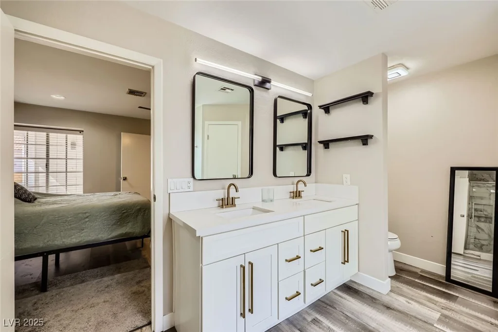 335 Simon Bolivar, Henderson, NV 89014