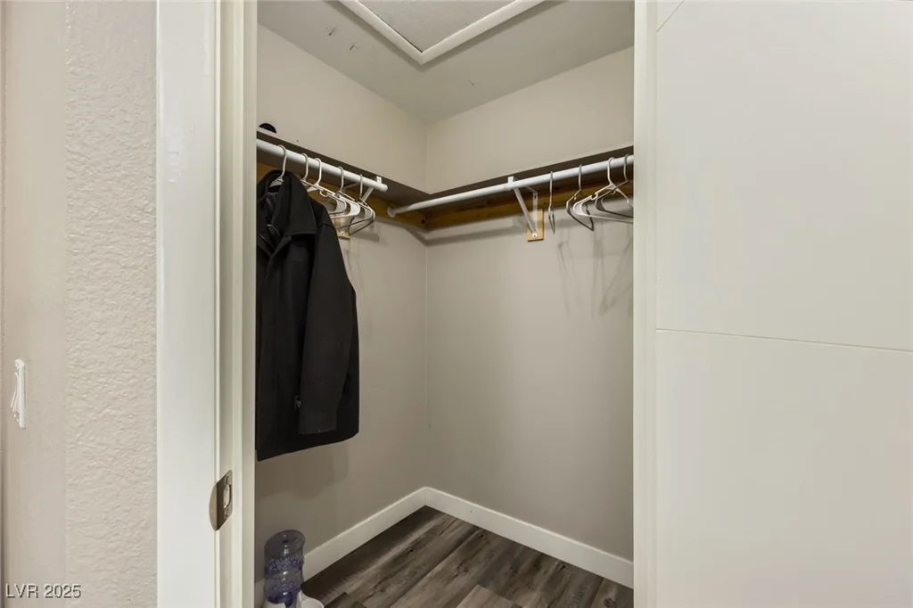335 Simon Bolivar, Henderson, NV 89014
