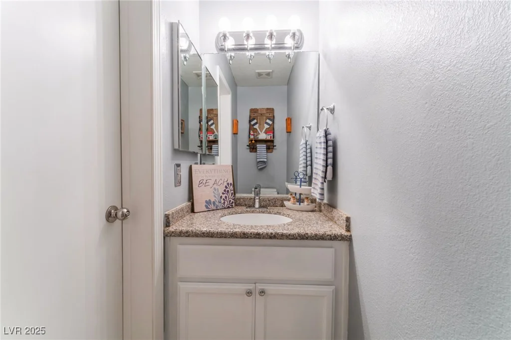 944 Angel Star, Las Vegas, NV 89145