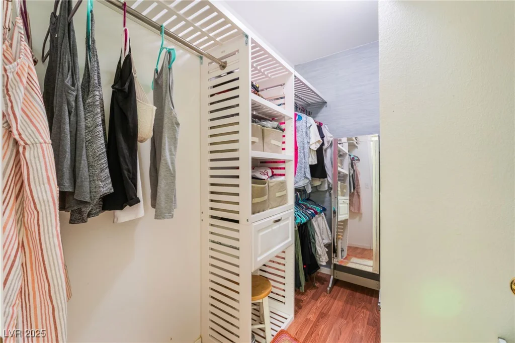 944 Angel Star, Las Vegas, NV 89145