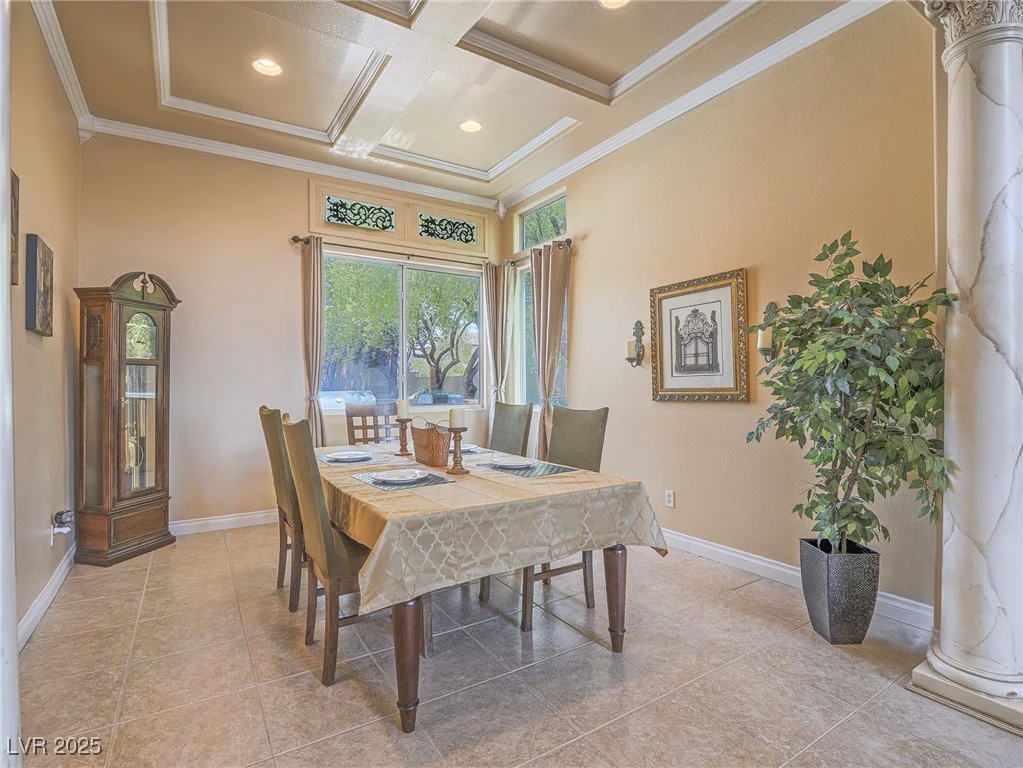 8106 Eagle Clan, Las Vegas, NV 89131