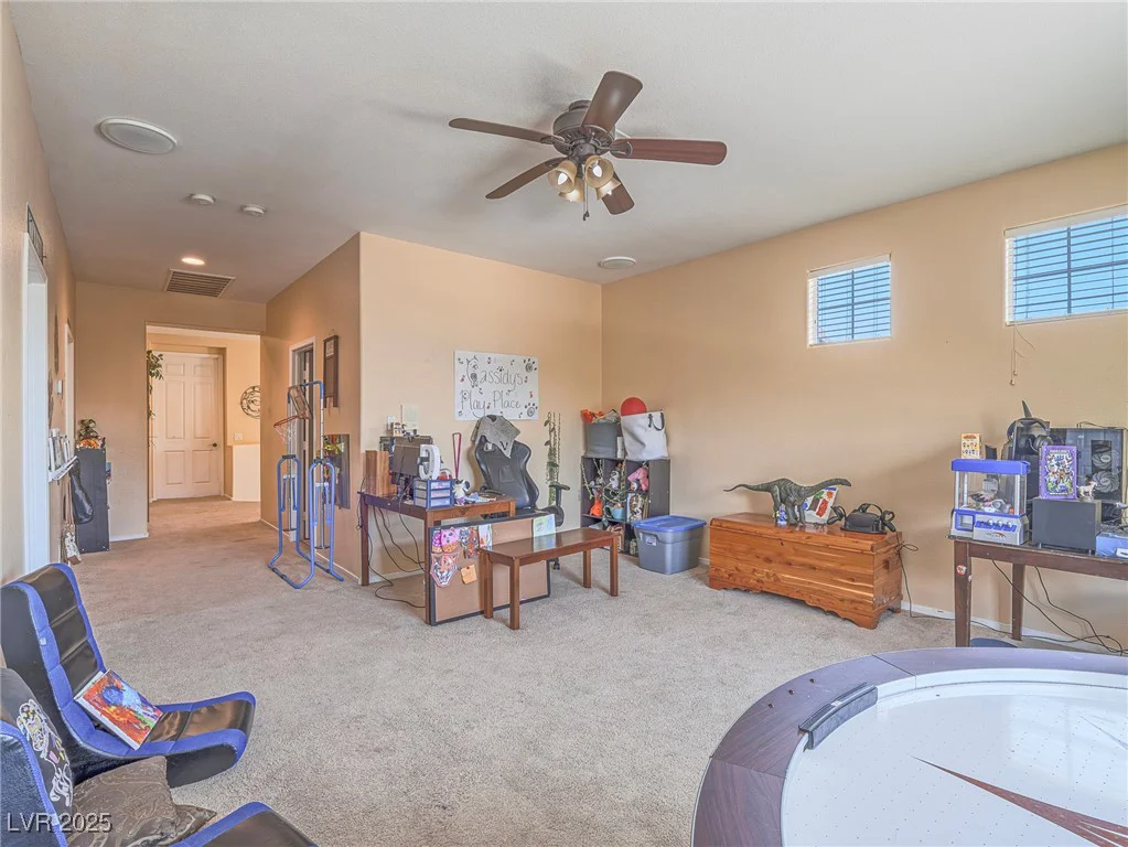 8106 Eagle Clan, Las Vegas, NV 89131