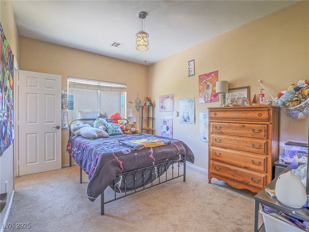 8106 Eagle Clan, Las Vegas, NV 89131