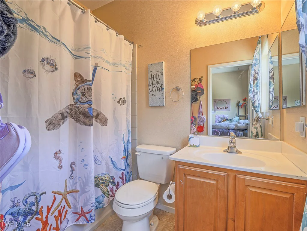 8106 Eagle Clan, Las Vegas, NV 89131
