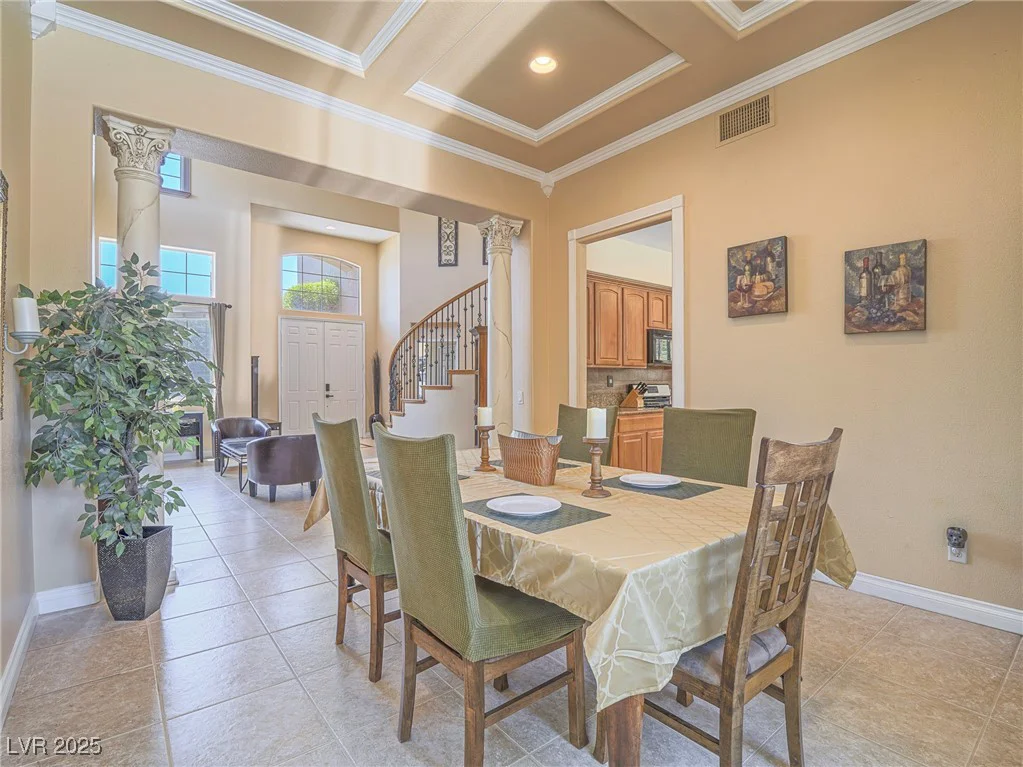 8106 Eagle Clan, Las Vegas, NV 89131