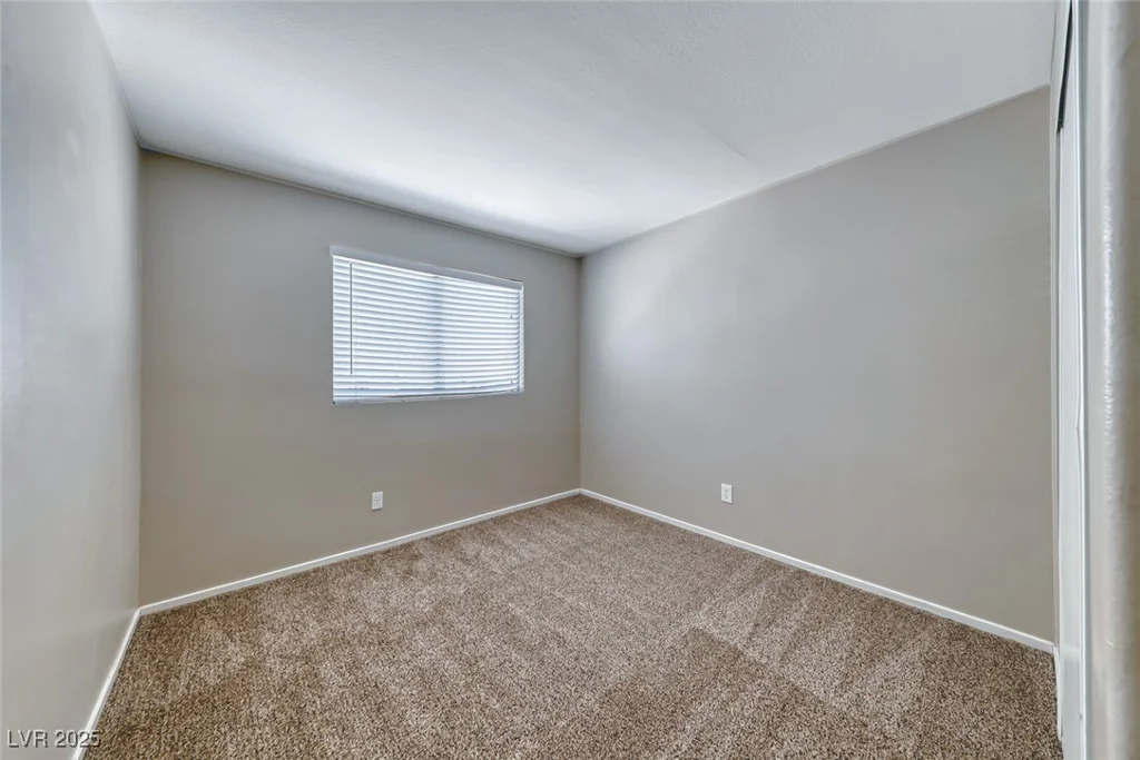 2103 Falcon Crest, North Las Vegas, NV 89031