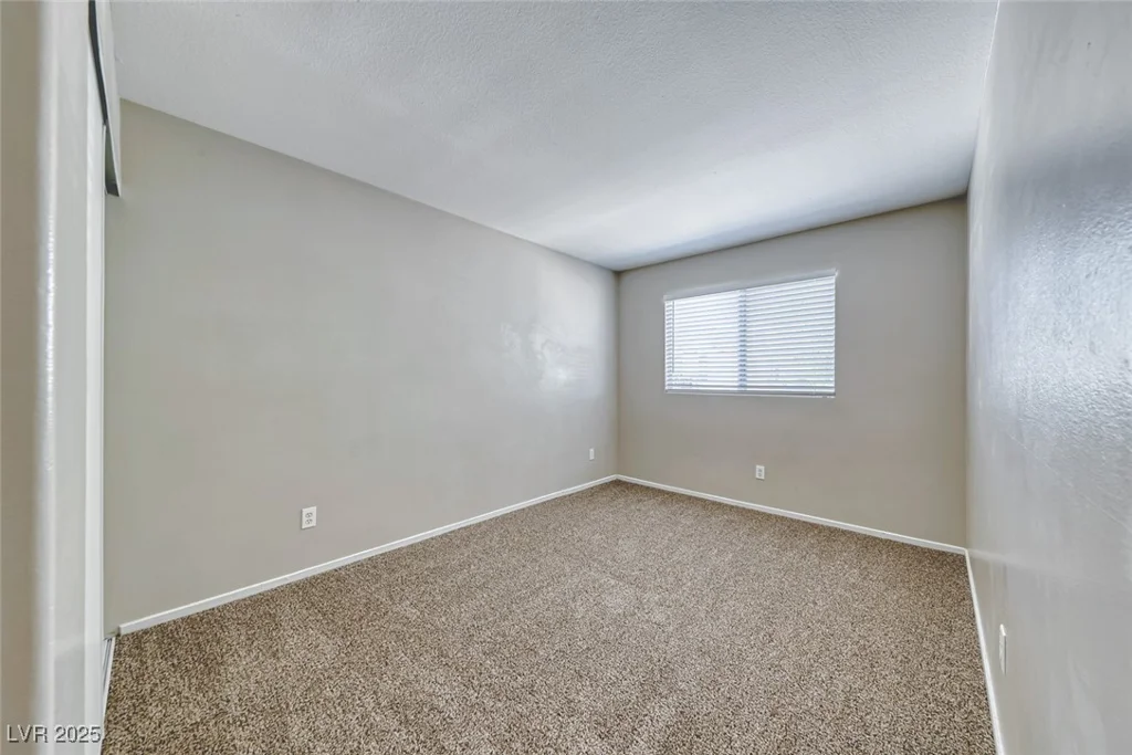 2103 Falcon Crest, North Las Vegas, NV 89031