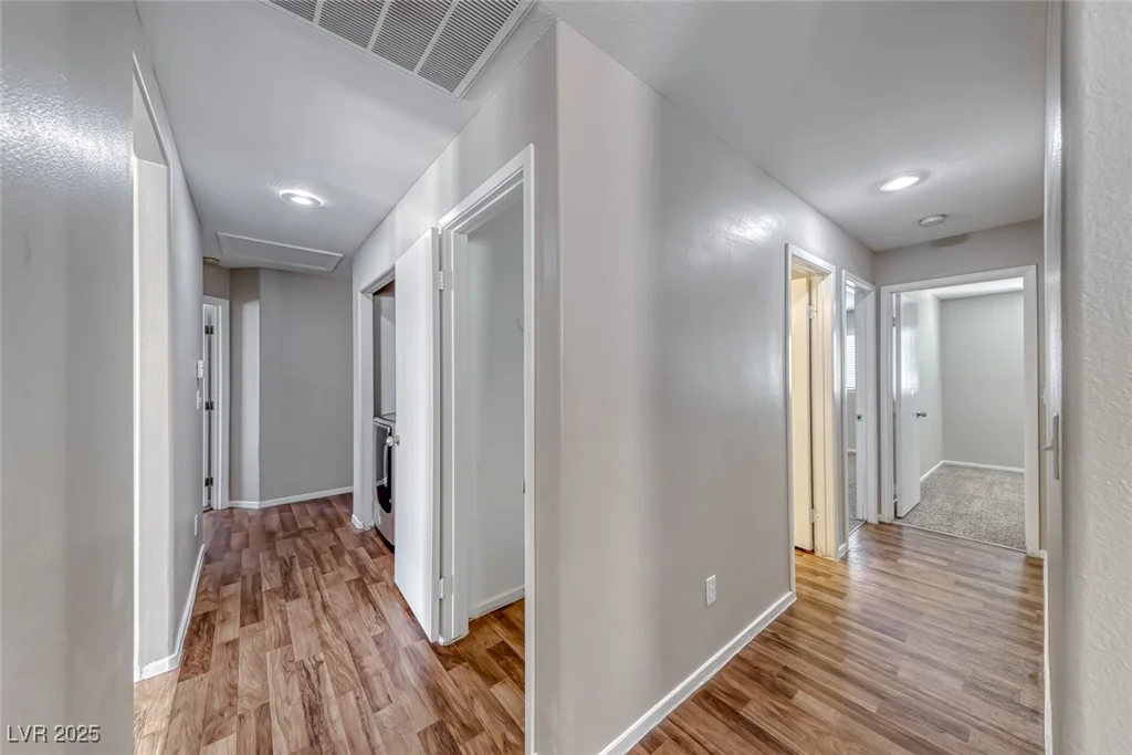 2103 Falcon Crest, North Las Vegas, NV 89031
