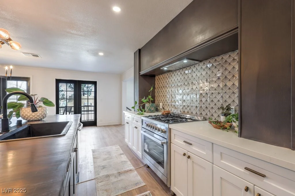 210 Longacres, Henderson, NV 89015