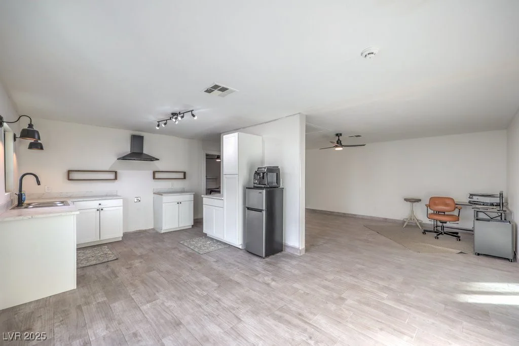 210 Longacres, Henderson, NV 89015