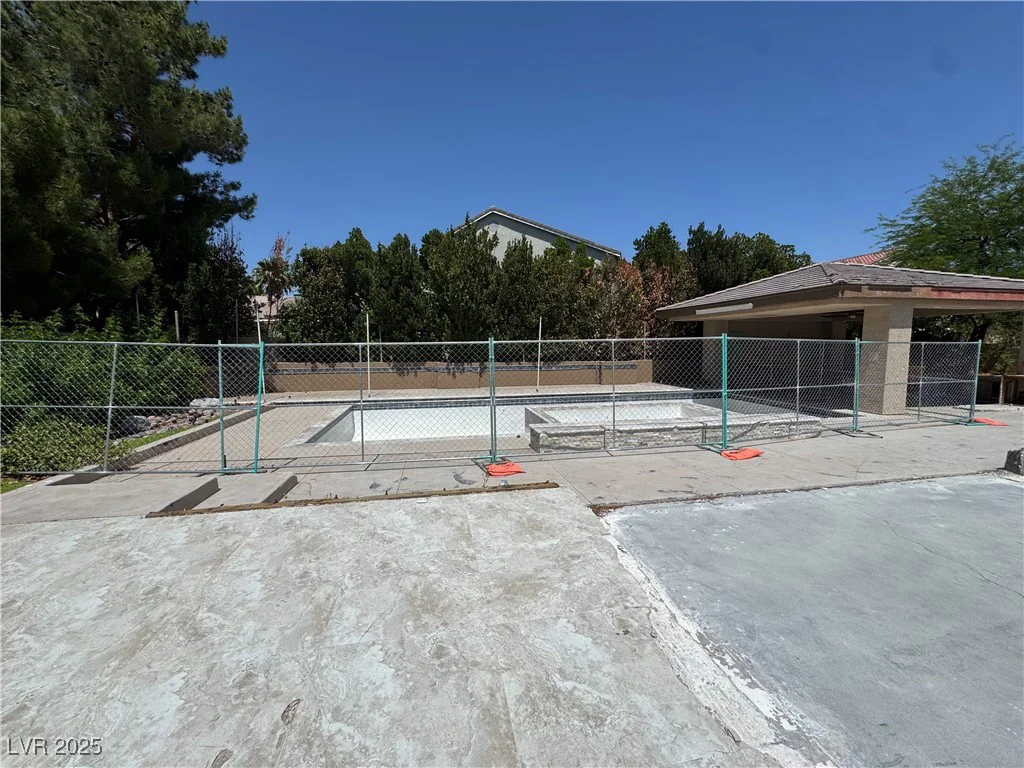 7360 Bachelors Button, Las Vegas, NV 89131