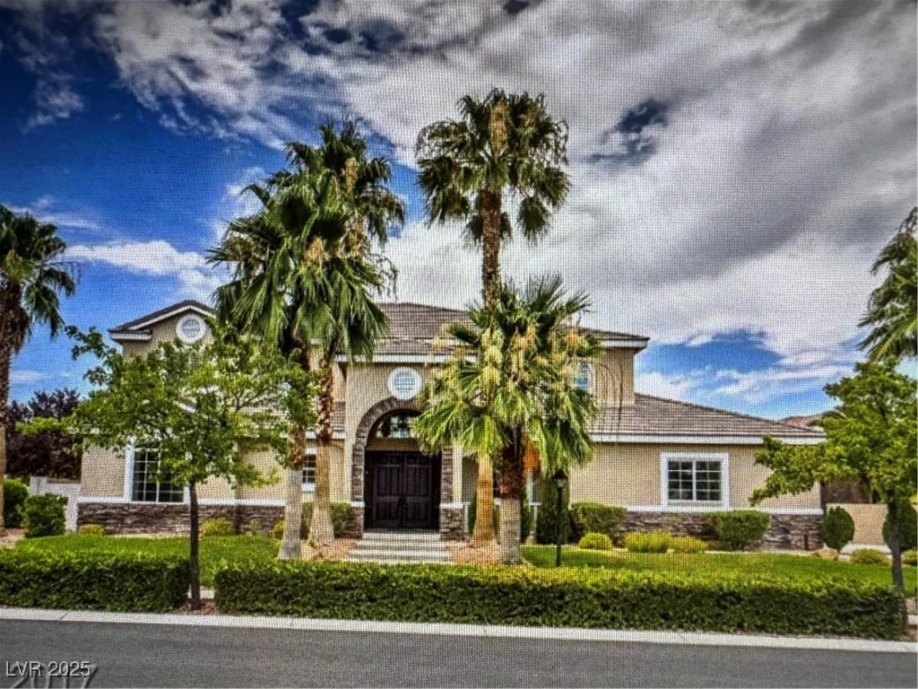 7360 Bachelors Button, Las Vegas, NV 89131