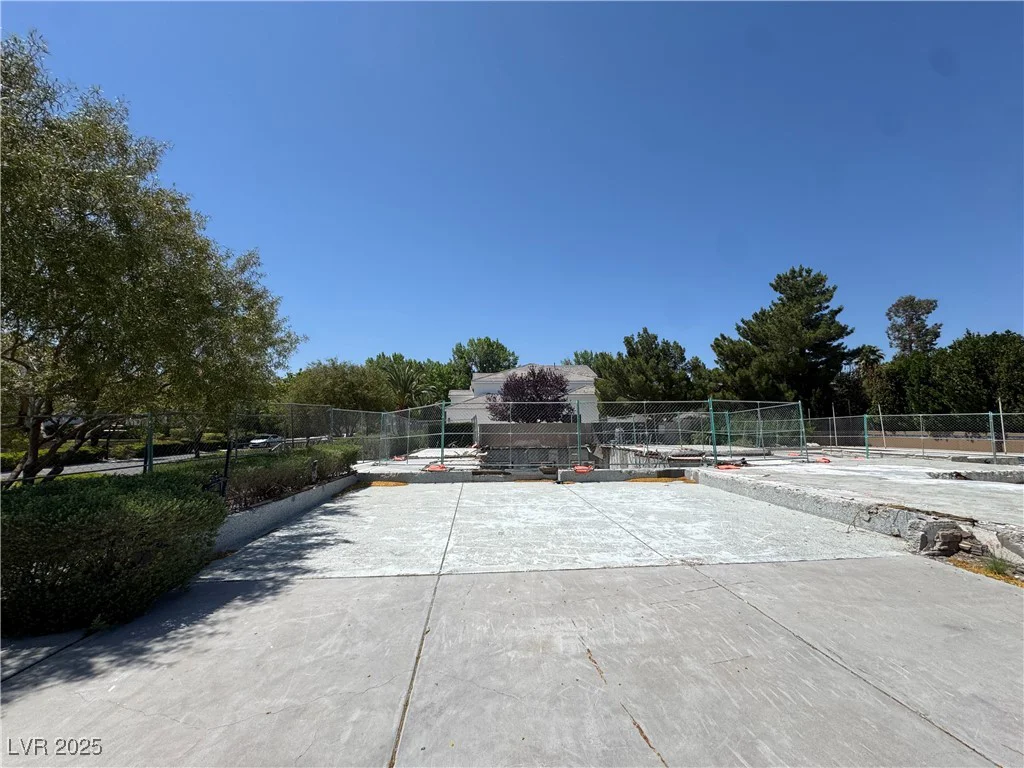 7360 Bachelors Button, Las Vegas, NV 89131