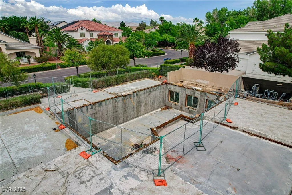 7360 Bachelors Button, Las Vegas, NV 89131